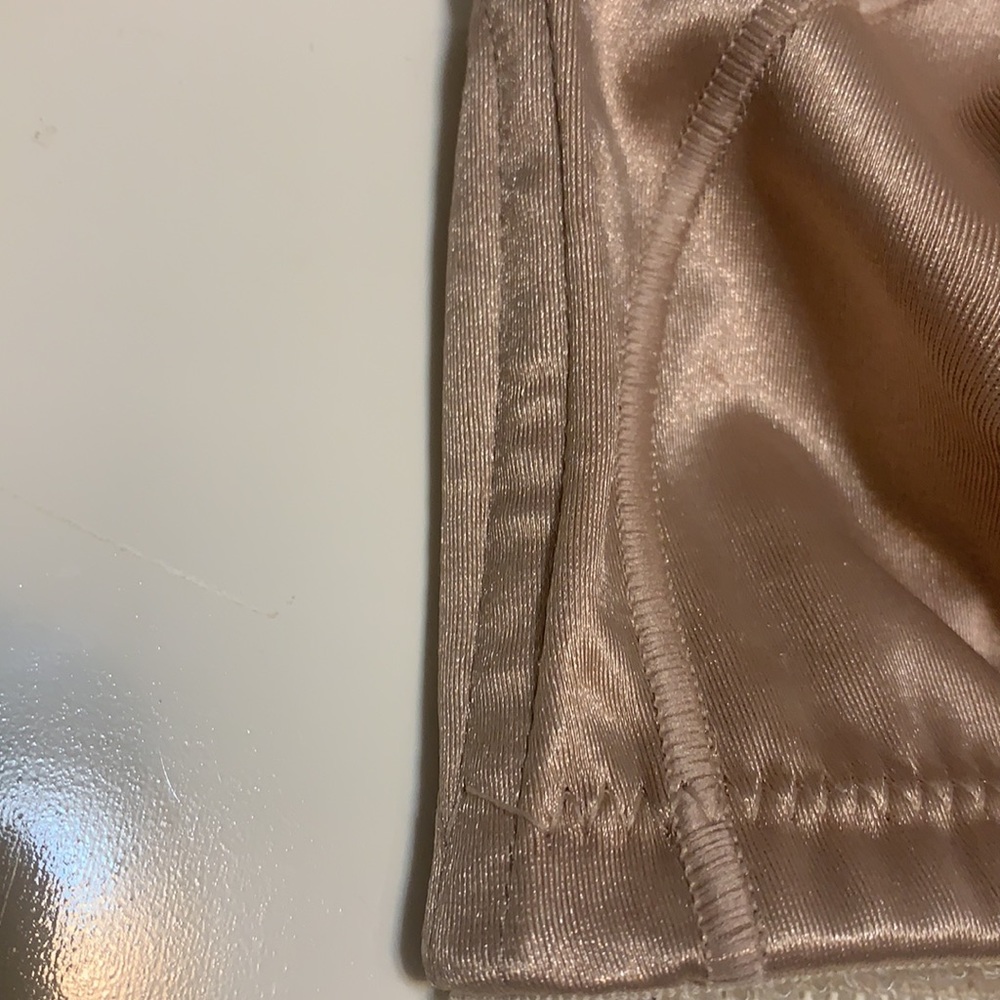 Bali Double Support Wireless Full Coverage Bra Sz… - image 5